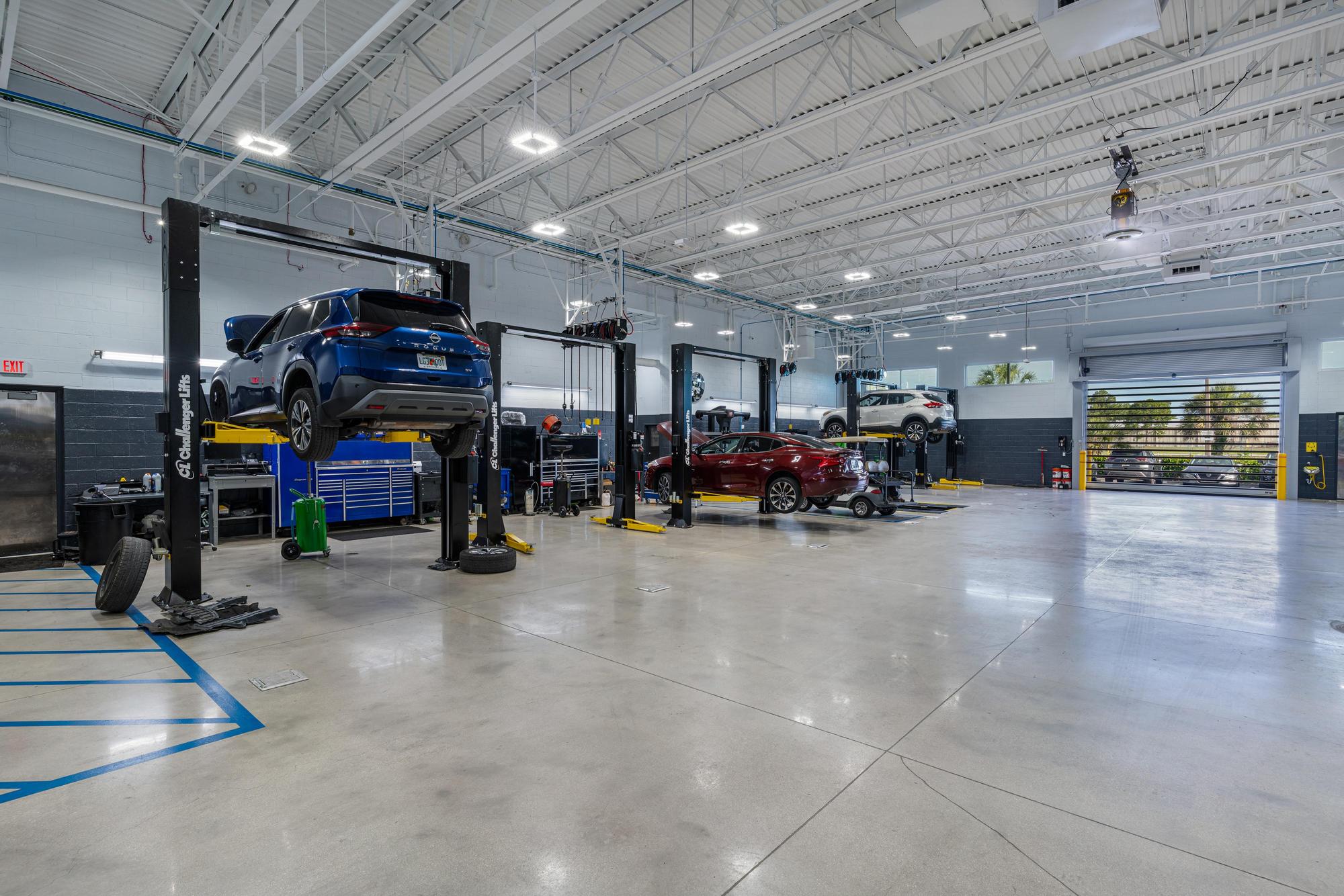 Nissan Fort Myers service shop