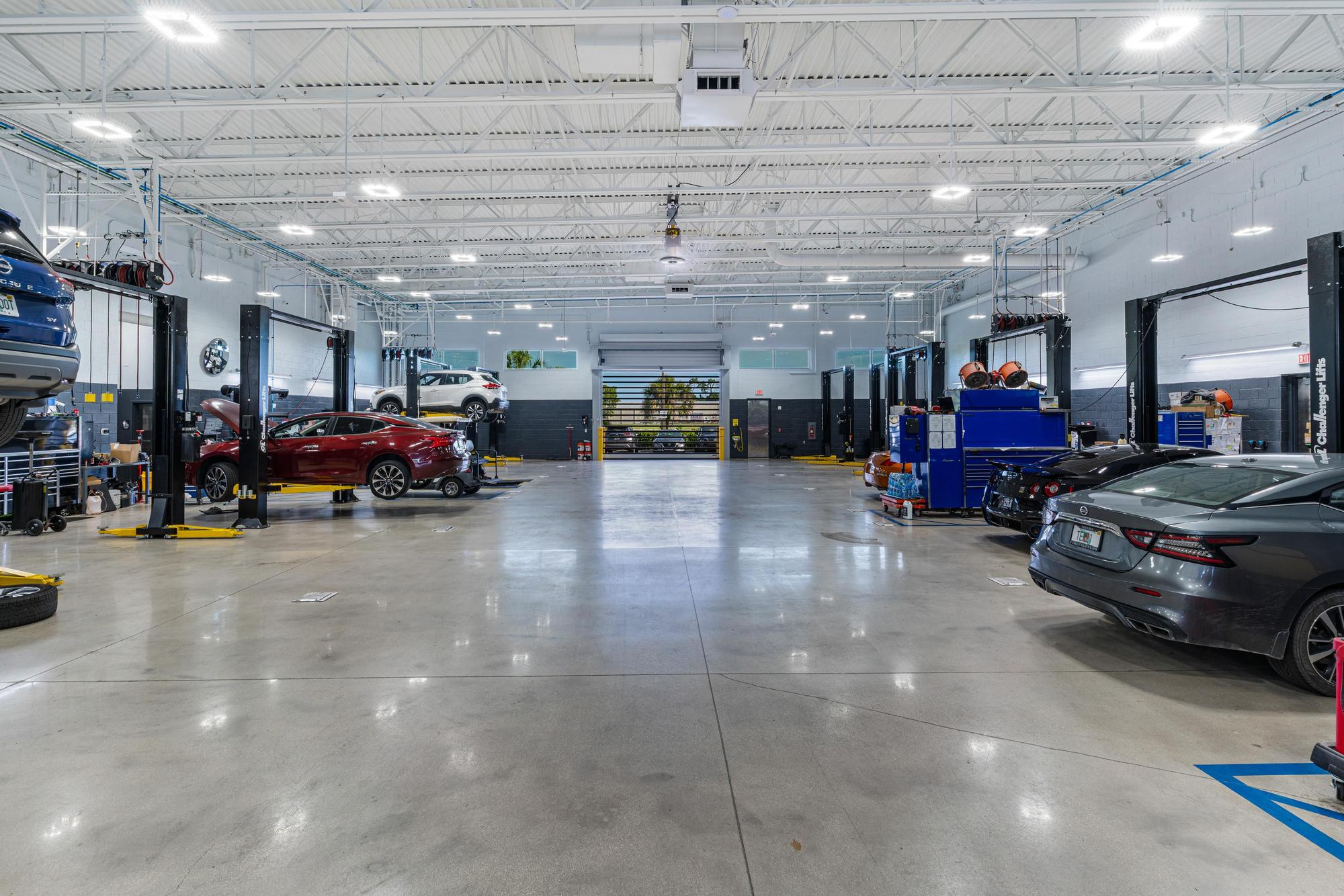 Nissan Fort Myers service shop