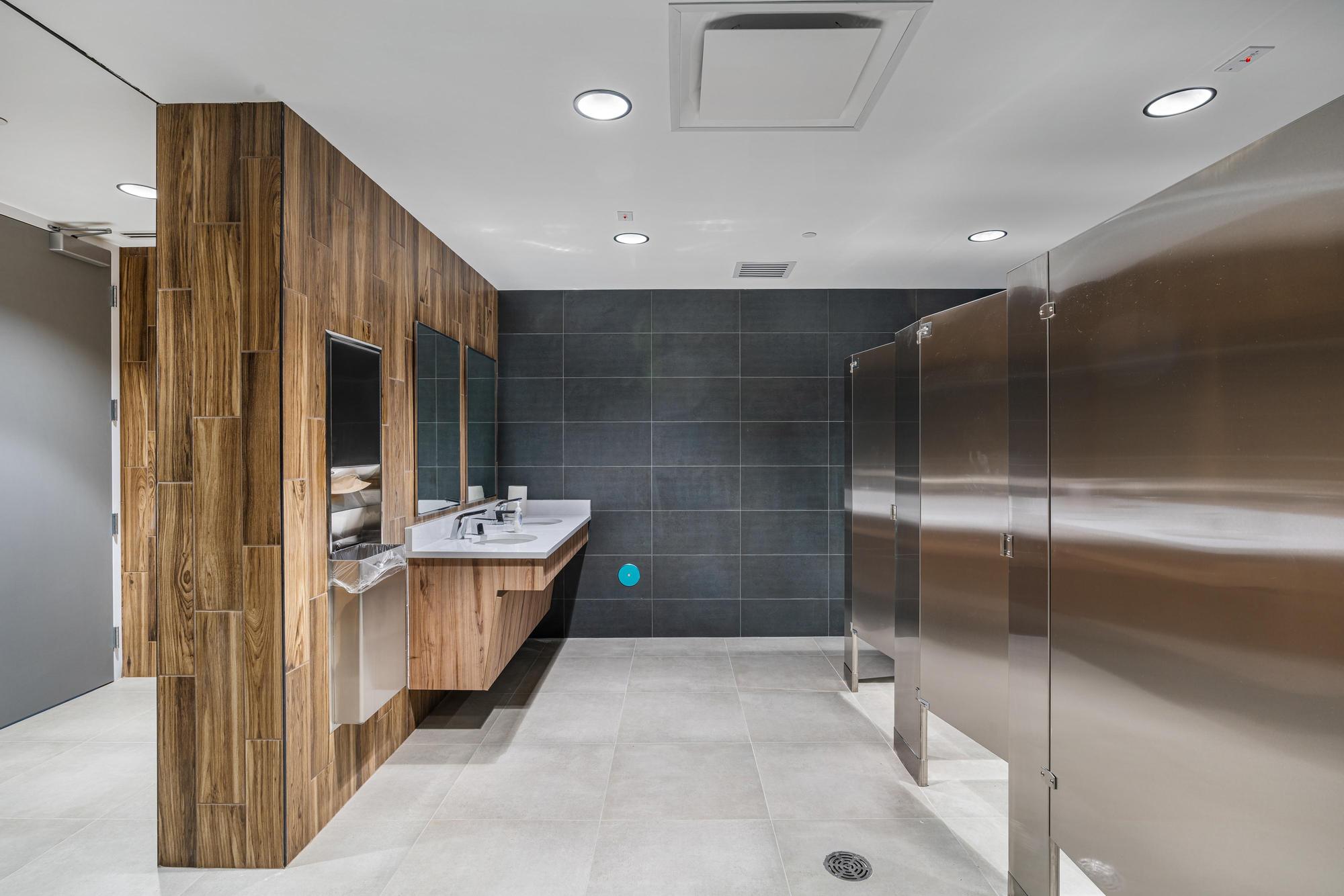 Nissan Fort Myers service shop restrooms