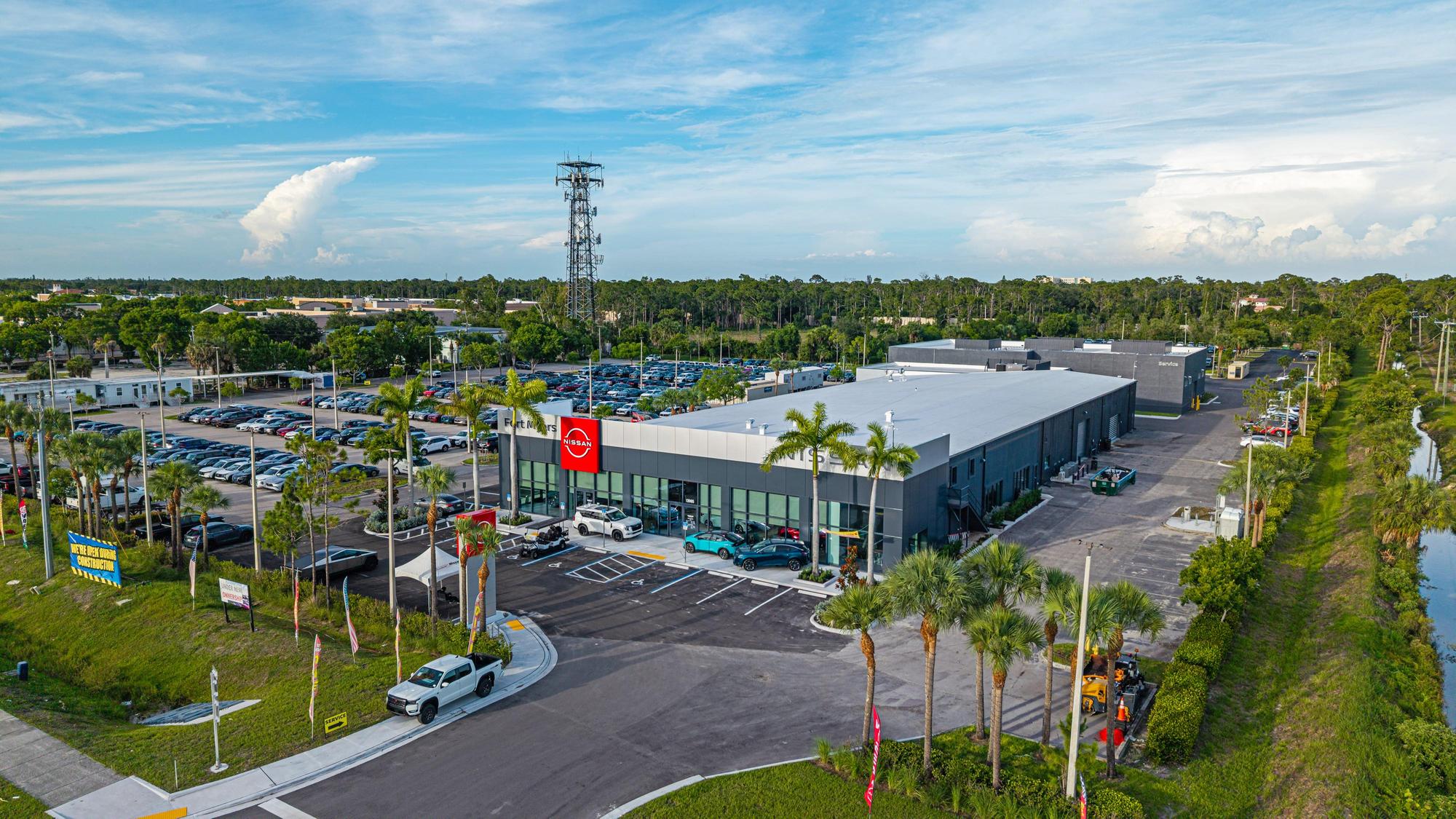 Nissan Fort Myers service shop exterior
